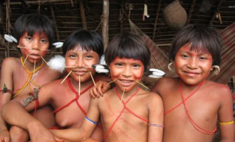 Niños indígenas